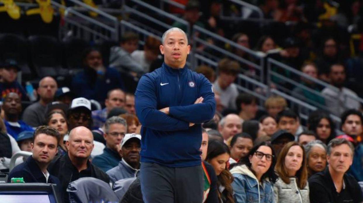 包含德甲赛后再迎强敌，多伦多猛龙造点机会，主帅态度：气氛紧张，球队文化再被提及的词条