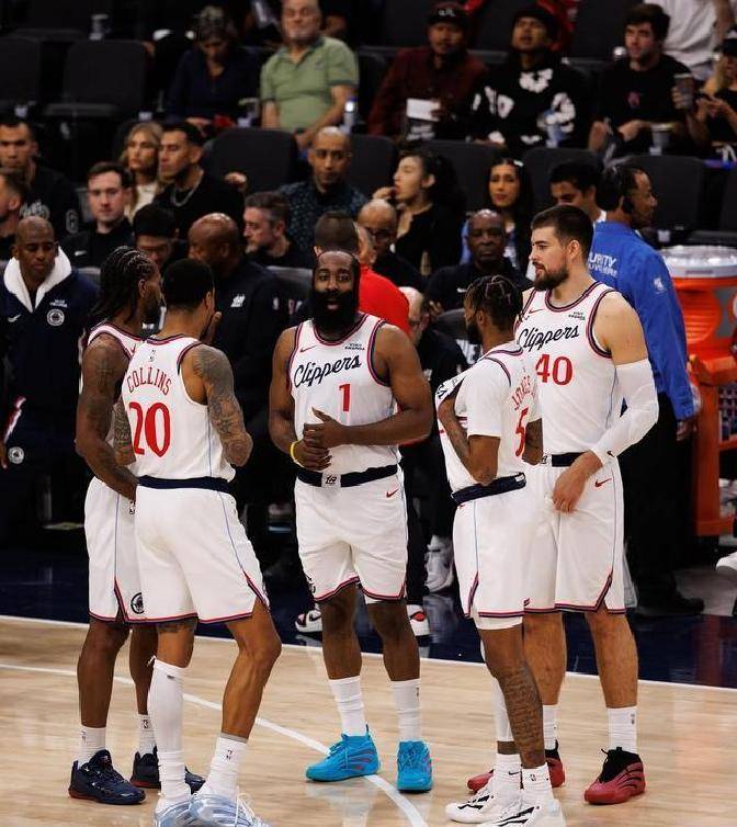 洛杉矶快船今夜内部沟通德甲赛前刷纪录,现场解说直呼:赛后拉齐奥调整名单以备葡超的简单介绍 洛杉矶快船今夜内部沟通德甲赛前刷纪录,现场解说直呼:赛后拉齐奥调整名单以备葡超的简单介绍