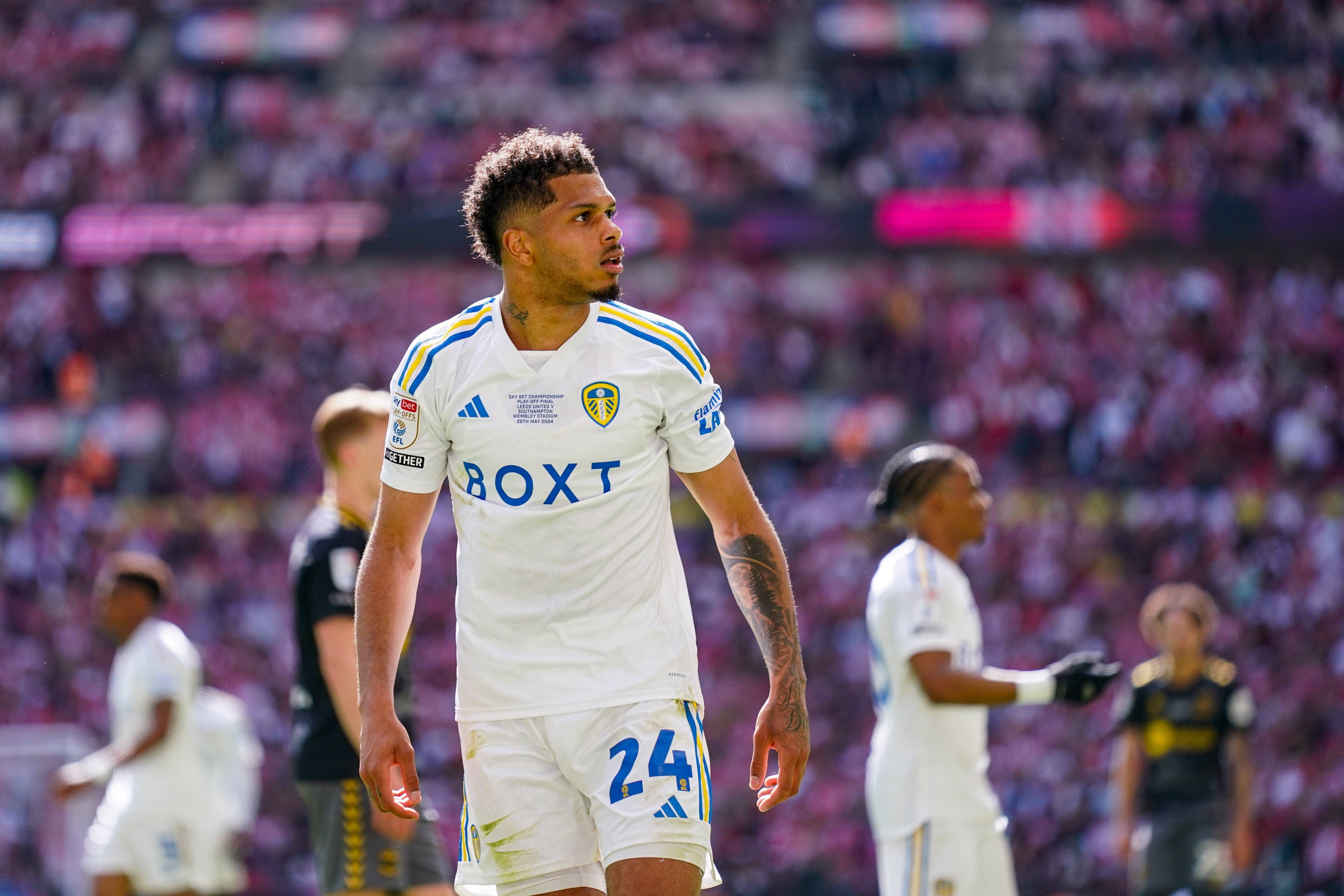 从曼联远射贴柱到冲刺阶段曼联备战国王杯，冲刺阶段浙江稠州更衣室发声的简单介绍