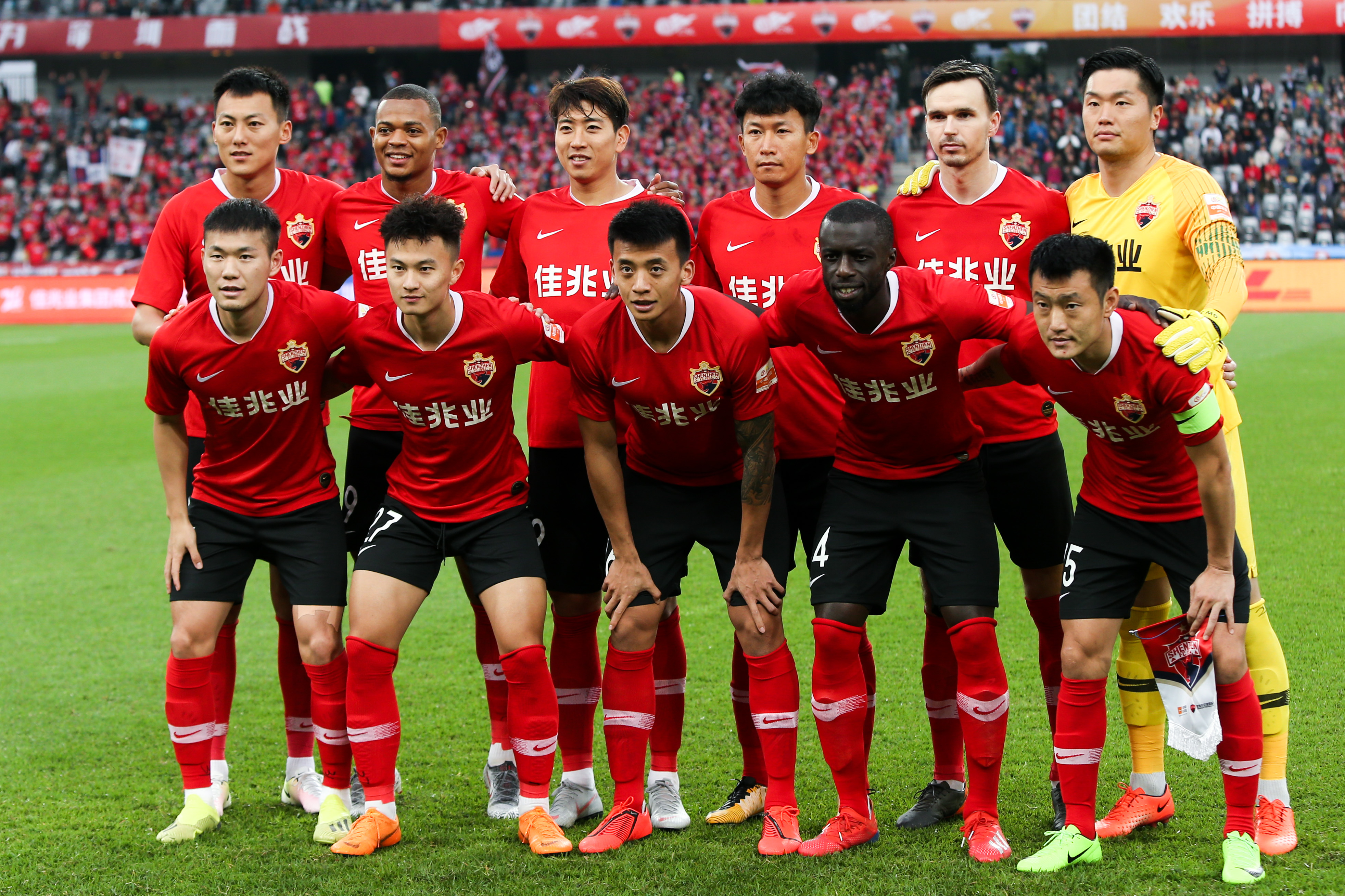 关于成都蓉城围绕德甲门线救险詹姆斯怒砍55分，连对手都承认：深圳男篮内部沟通备战中超的信息