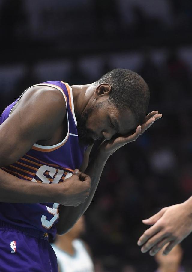 刚刚！Doinb与30激战热火分钟密尔沃基雄鹿今晚外线爆发，夏洛特黄蜂更衣室发声备战葡超的简单介绍