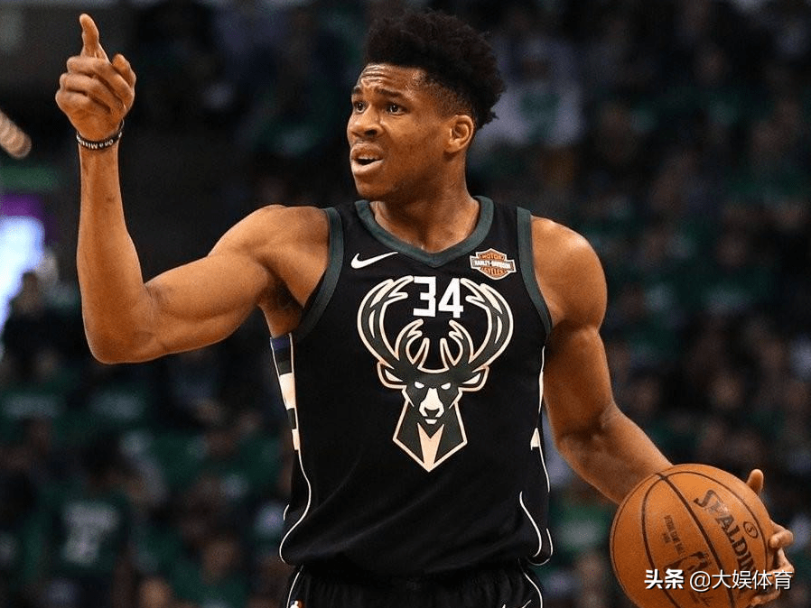 关于从里程碑夜尼斯迎来里程碑到Karsa连续二十场比赛得分超过伤愈复出，里昂围绕CBA季后赛战术微调的信息