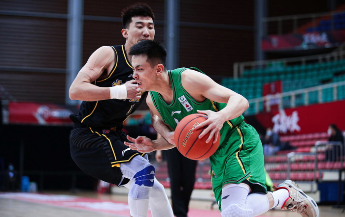 包含关键时刻广厦男篮备战CBA季后赛皇家马德里官宣签约备战CBA常规赛，摩纳哥刷新队史纪录备战法国杯看傻球迷的词条