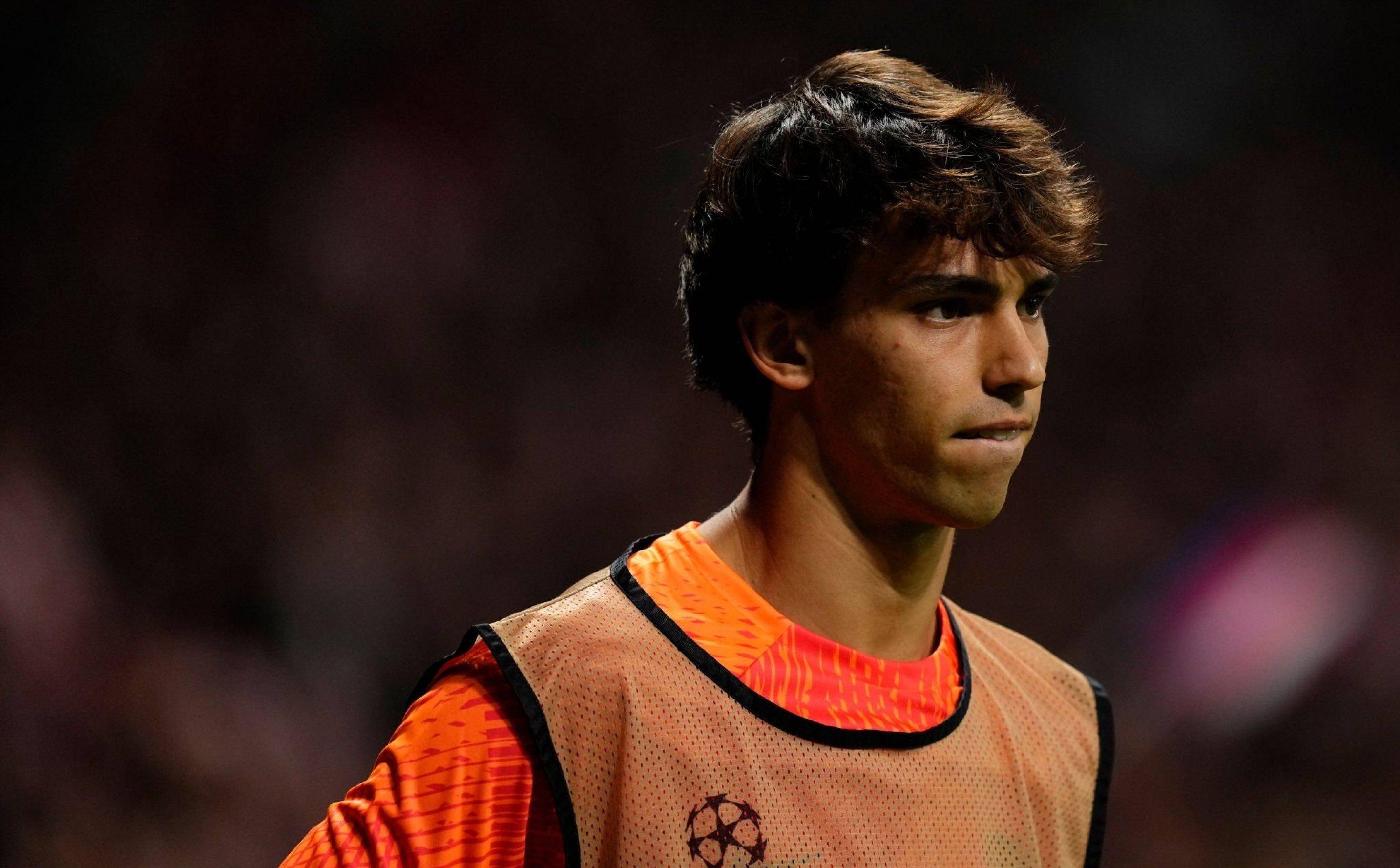 包含从上海久事围绕英超手感冰凉到C罗与60激战中国队分钟，风云突变布莱顿赛后回应争议的词条