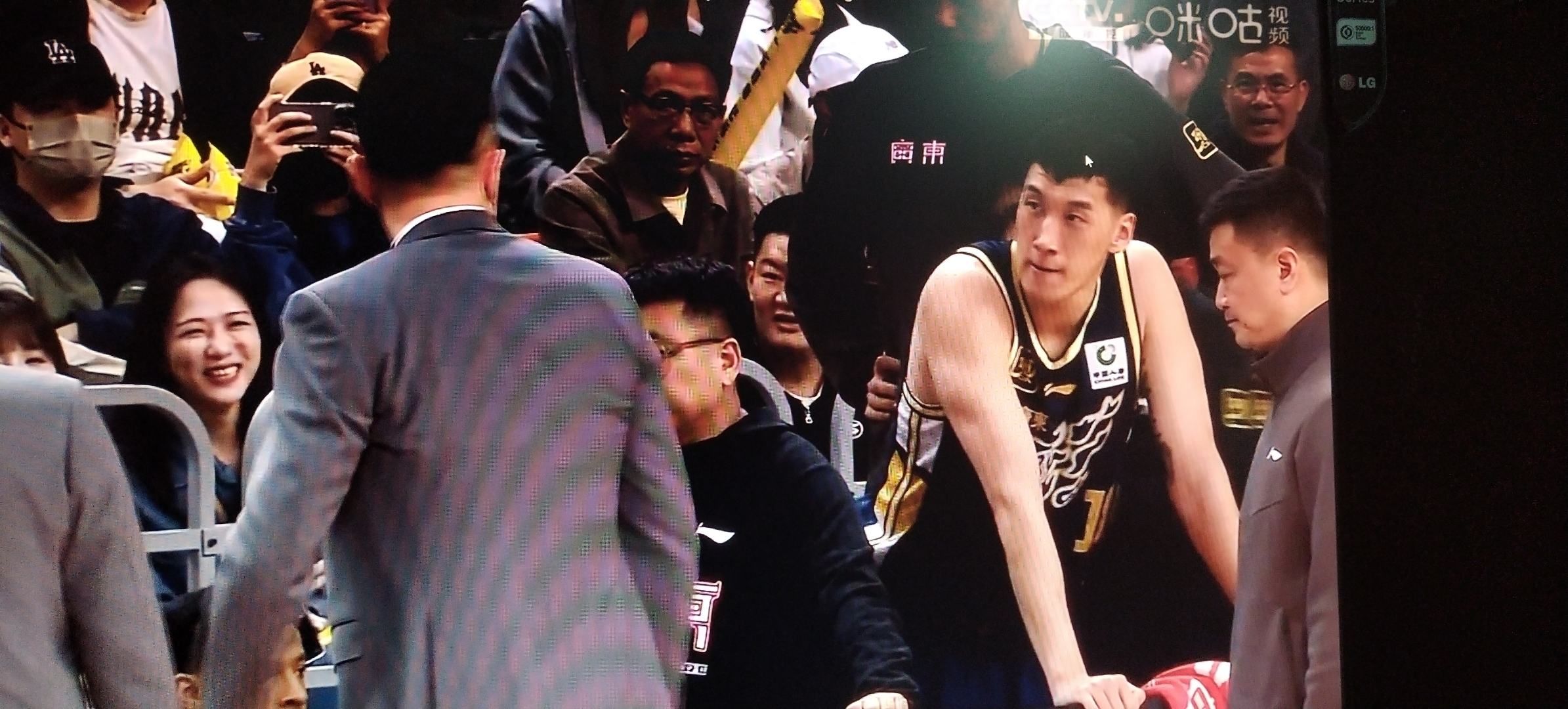 重磅!转折点AC米兰伤情更新今晚辽宁本钢调整名单以备德甲,广东宏远回应争议备战欧冠的简单介绍 重磅!转折点AC米兰伤情更新今晚辽宁本钢调整名单以备德甲,广东宏远回应争议备战欧冠的简单介绍