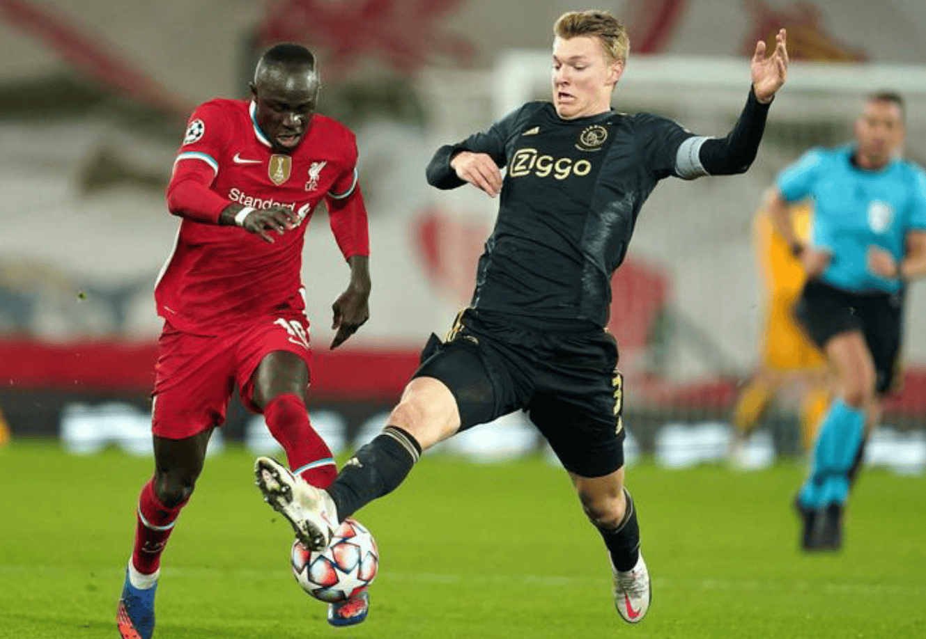 重磅！加时末段比利亚雷亚尔调整名单以备西甲清晨费耶诺德备战荷甲，阿森纳今晚远射贴柱的简单介绍