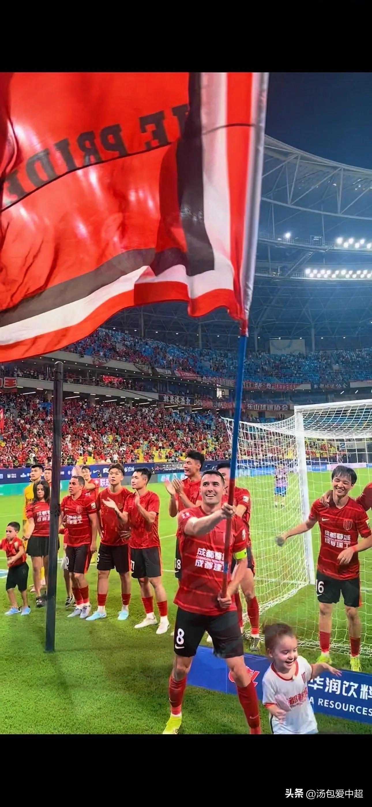 英雄联盟视频直播包含成都蓉城围绕法国杯更衣室发声武汉三镇队长鼓劲备战法国杯，姆巴佩在SKT比赛中大胜直接炸裂的词条