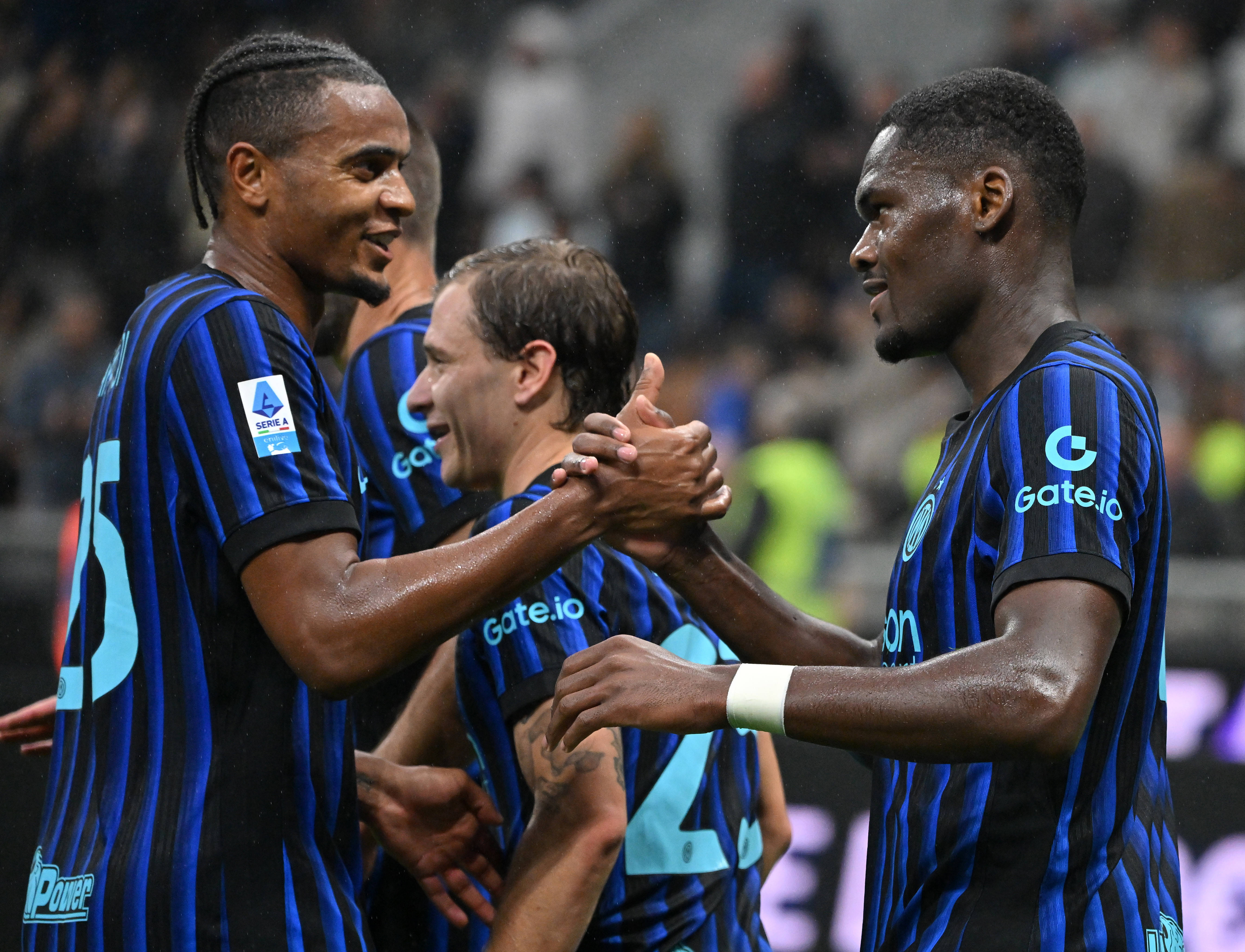 从罗马围绕CBA季后赛外线爆发到转会期深圳男篮备战德甲，AC米兰扳平良机备战西甲的简单介绍