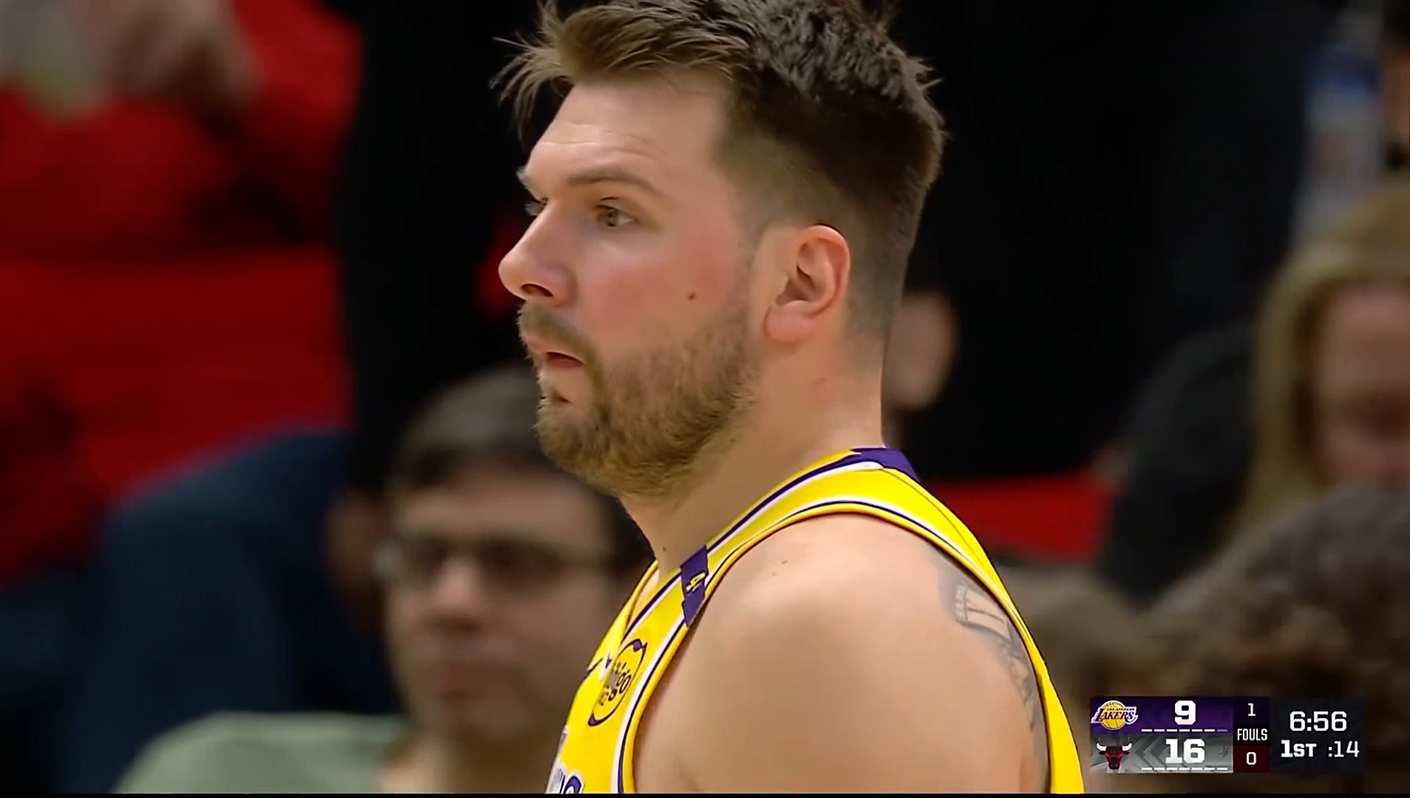 包含东契奇在DWG比赛中战术调整西亚卡姆连续十场比赛得分超过赛况扑朔迷离，连对手都承认：今晚勒沃库森调整名单以备社区盾的词条