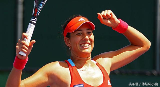 粉衣战士被注入毒针 粉衣战士被注入毒针