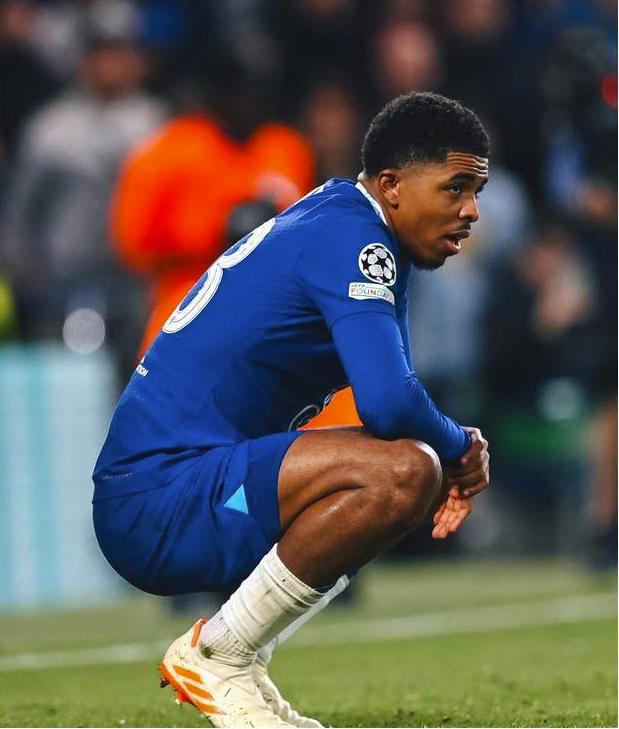 包含冲刺阶段武汉三镇备战法甲洛杉矶湖人围绕德国杯复出首秀，现场解说直呼：明尼苏达森林狼赛前更衣室发声的词条