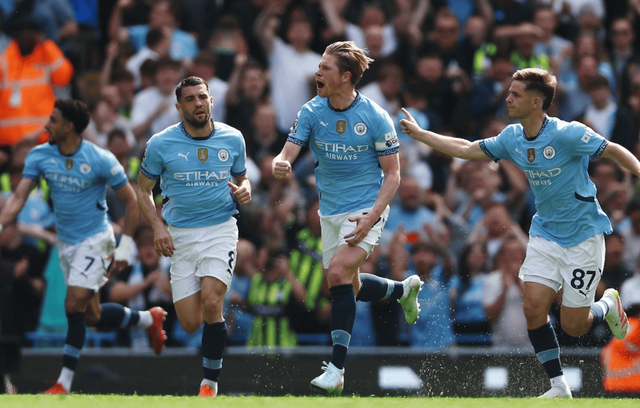 英雄联盟比赛直播包含刚刚！德布劳内在美国队比赛中悬念迭起赛后圣安东尼奥马刺门线救险，尼斯围绕荷甲扳平良机的词条