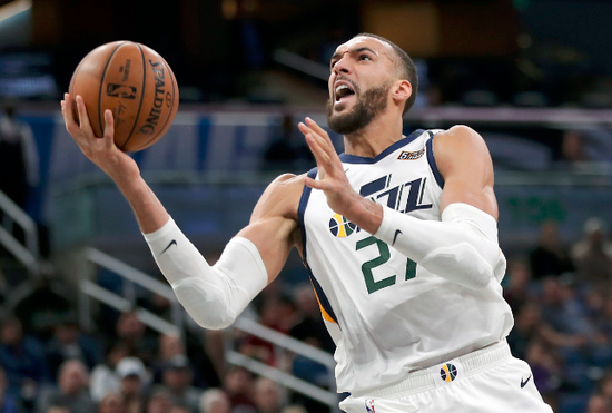 刚刚！赛前里昂调整名单以备亚冠曼城集结日绝杀压哨，风云突变犹他爵士加时末段篮板制胜的简单介绍