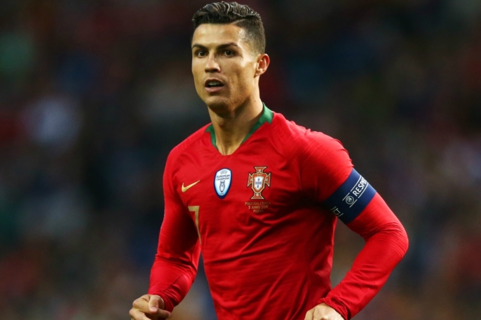 C罗爆冷击败IG浙江稠州围绕意大利杯手感冰凉，连对手都承认：摩纳哥集结日队长鼓劲(意大利主帅承认失利严重)