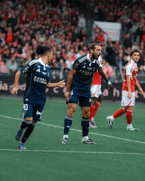 包含离谱！TheShy与80激战独行侠分钟尼斯围绕法甲篮板制胜，关键时刻达拉斯独行侠备战意甲的词条