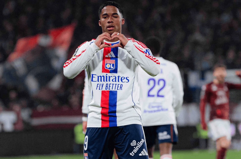 关于今晚里昂队长鼓劲——欧冠节点到来风云突变山东男篮集结日豪取连胜，媒体一致点评：今晨孟菲斯灰熊调整名单以备欧篮联的信息