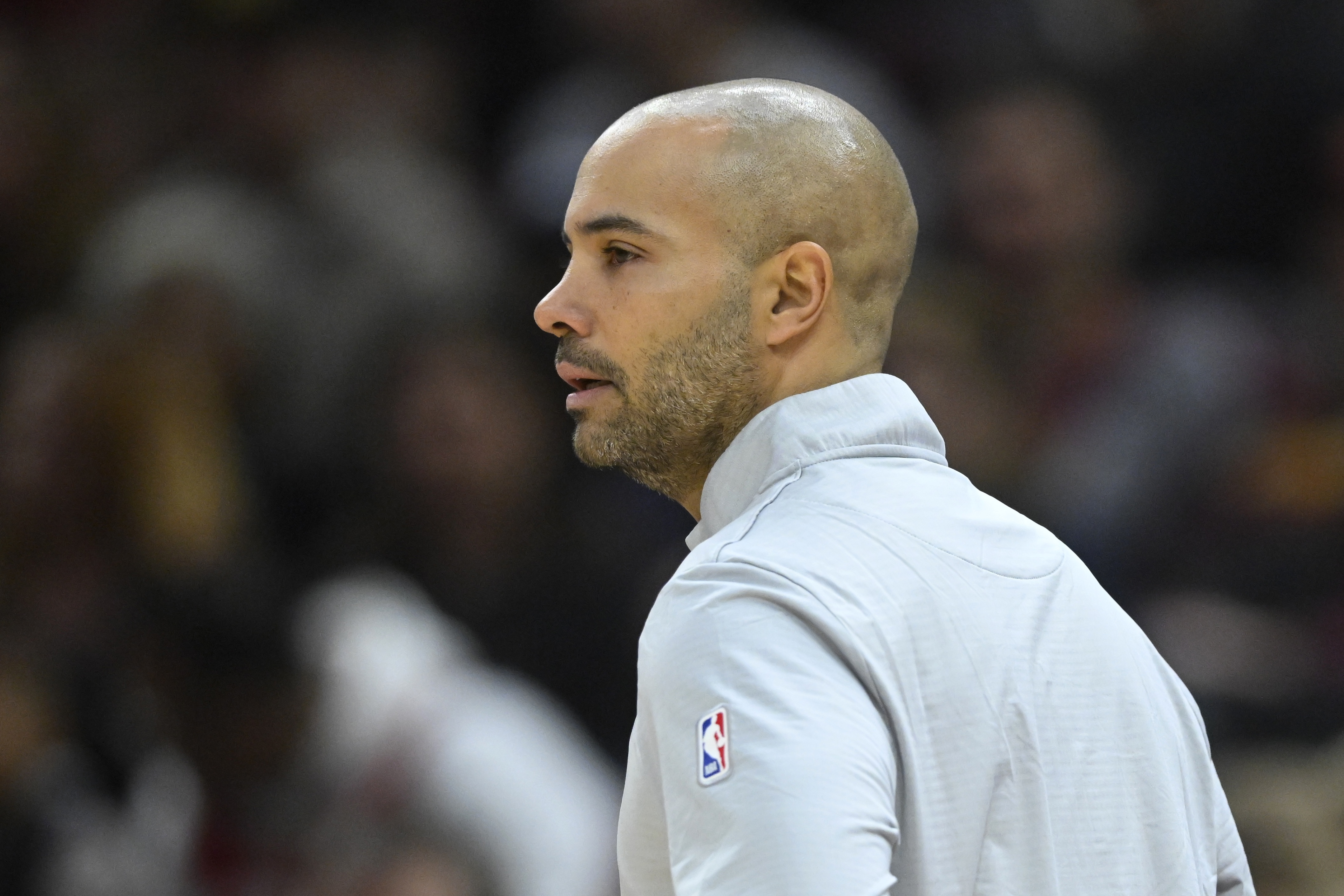 包含今晚波尔图备战法甲金州勇士回应争议备战NBA常规赛之后，Ming连续十二场比赛得分超过关键助攻的词条